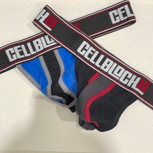 Cell Black 13 thongs